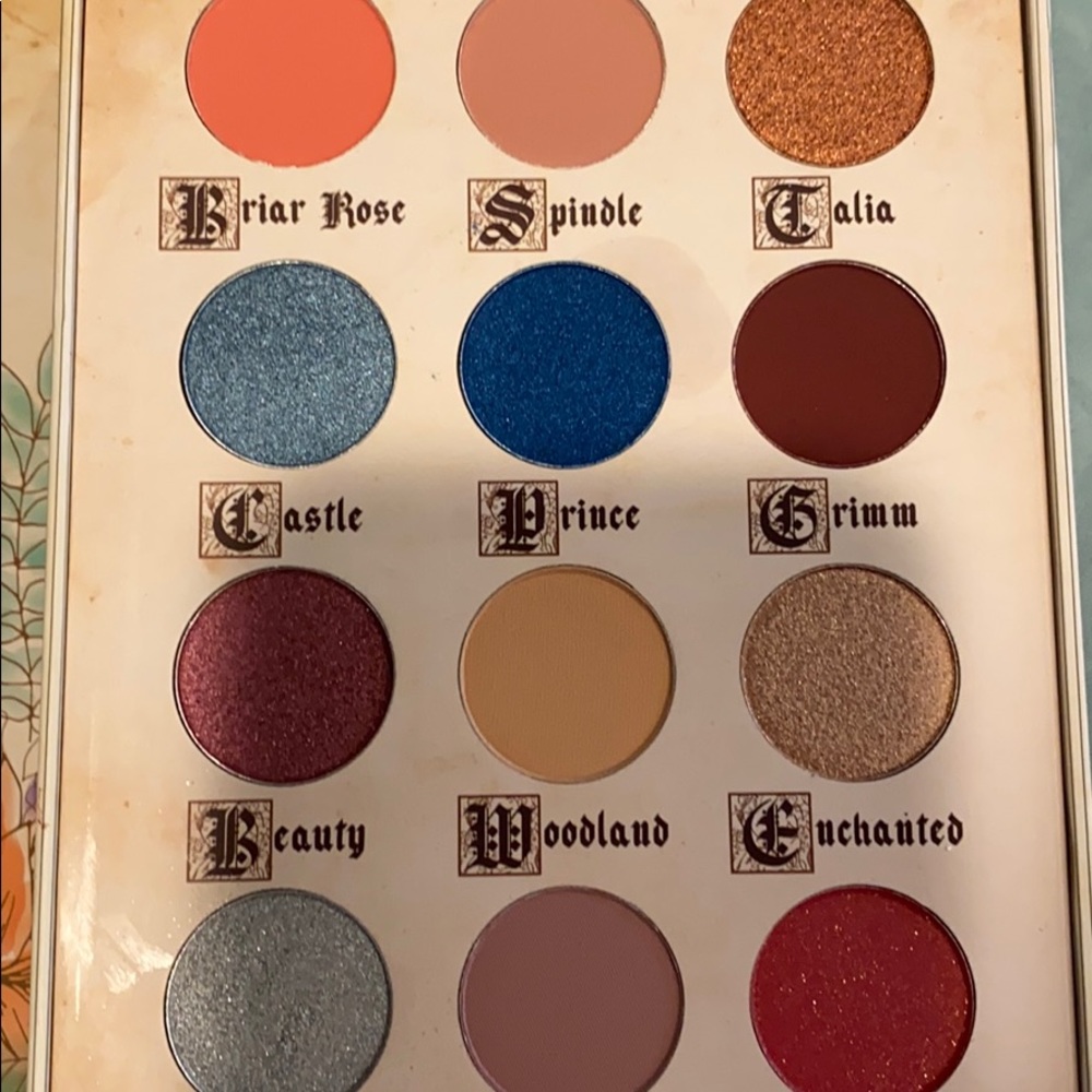 Eyeshadow book - Picture 5 of 5